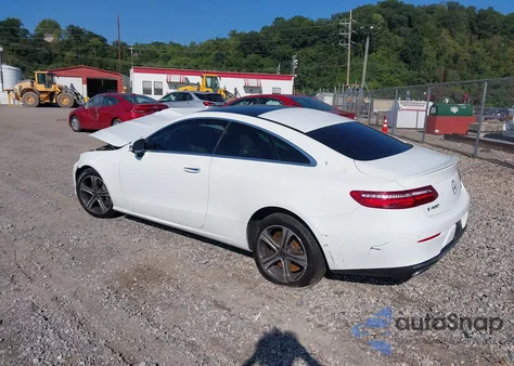 2018 Mercedes-Benz E 400 4Matic z USA, uszkodzony, nr VIN WDD1J6GB2JF019438